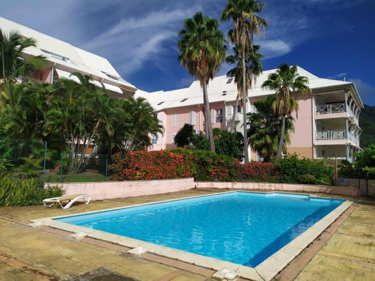 Charmant Appartement En Bord De Mer Avec Piscine Gourbeyre Bagian luar foto